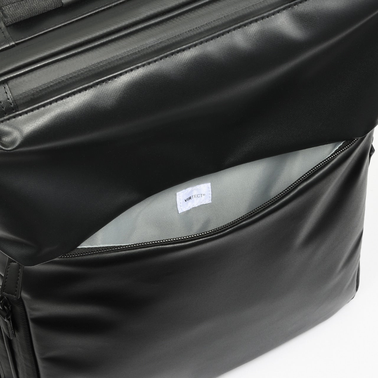 ACE Gadgetable WR 2 Backpack Large – Pera Luggage